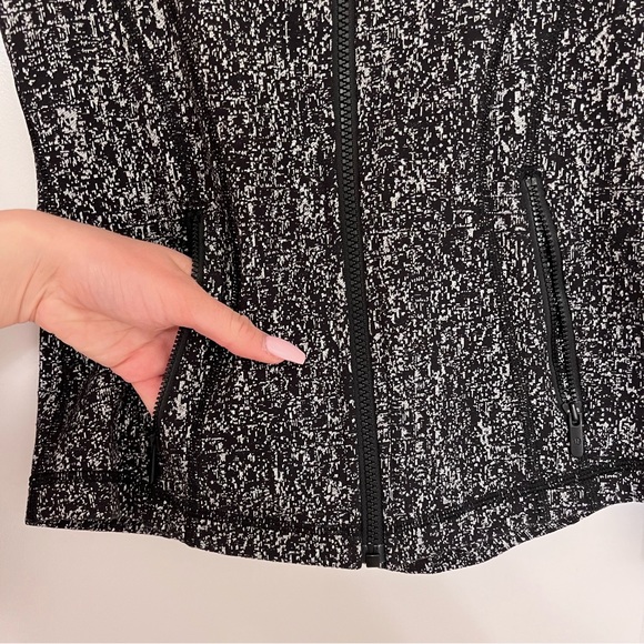 Lululemon Define Jacket 🖤 Heathered Black & White | Sculpting Fit Size 4 (Small) - Picture 2 of 7